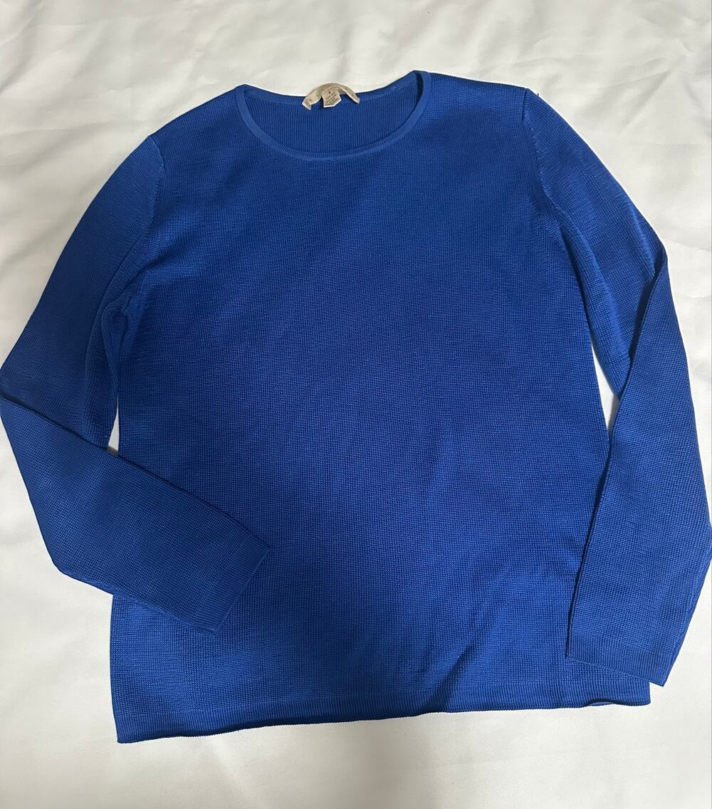 Belford women’s blouse 100% silk size small long sleeve round neck